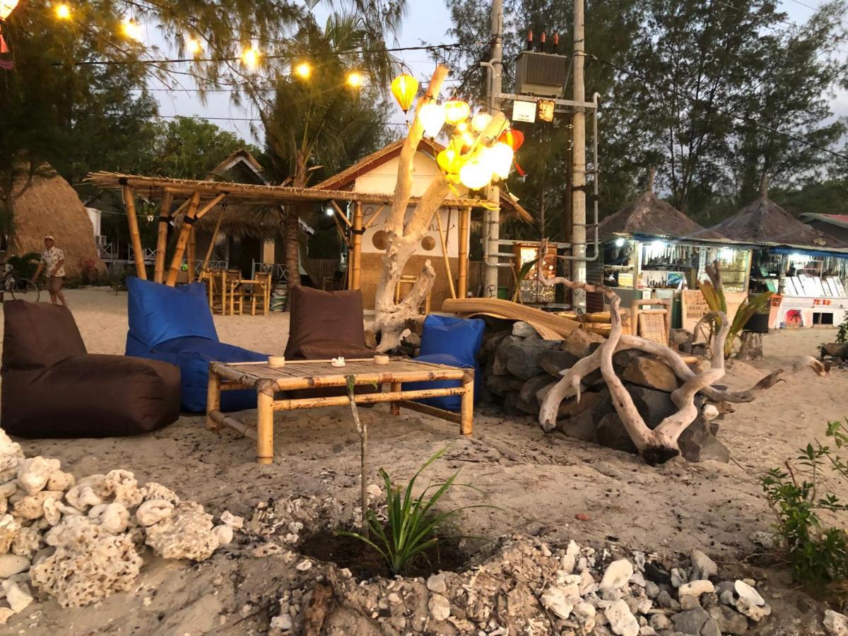 La Boheme Hotel Gili Air Exterior photo